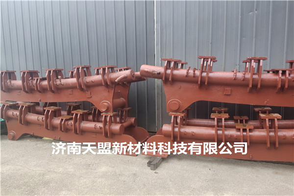 如何正确选择连铸导向段喷涂.jpg