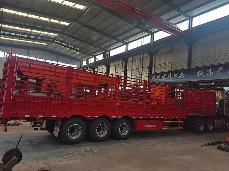 箱式91香蕉国产在线观看机+振动喂料机发往四川